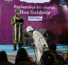 Ebu Eyyub ve Fatih Sultan Mehmet Aynı Sahnede