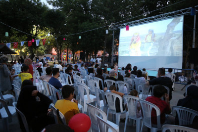 Mahalle şenlikleri ve yaz sinema geceleri devam ediyor