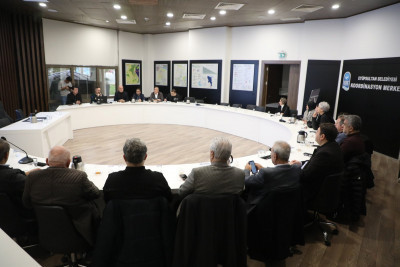 Muhtarlara “Riskli Yapının Dönüşüm Süreci” ile ilgili bilgilendirme toplantısı