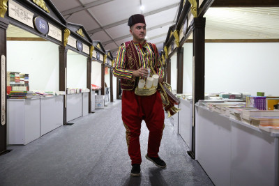 Eyüpsultan'da etkinlik çadırında şerbet ikramı