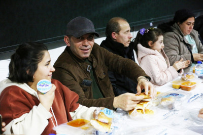 Eyüpsultan'da 7'den 77'ye aynı gönül sofrasında Ramazan bereketi