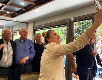 Emekliler Lokali – Hafıza Kafe'de Kanserle Mücadelede Erken Tanının Önemi konuşuldu