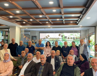 Emekliler Lokali – Hafıza Kafe'de Kanserle Mücadelede Erken Tanının Önemi konuşuldu