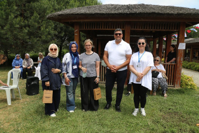 2. Geleneksel ESMEK Örgü Festivali renkli görüntülere sahne oldu