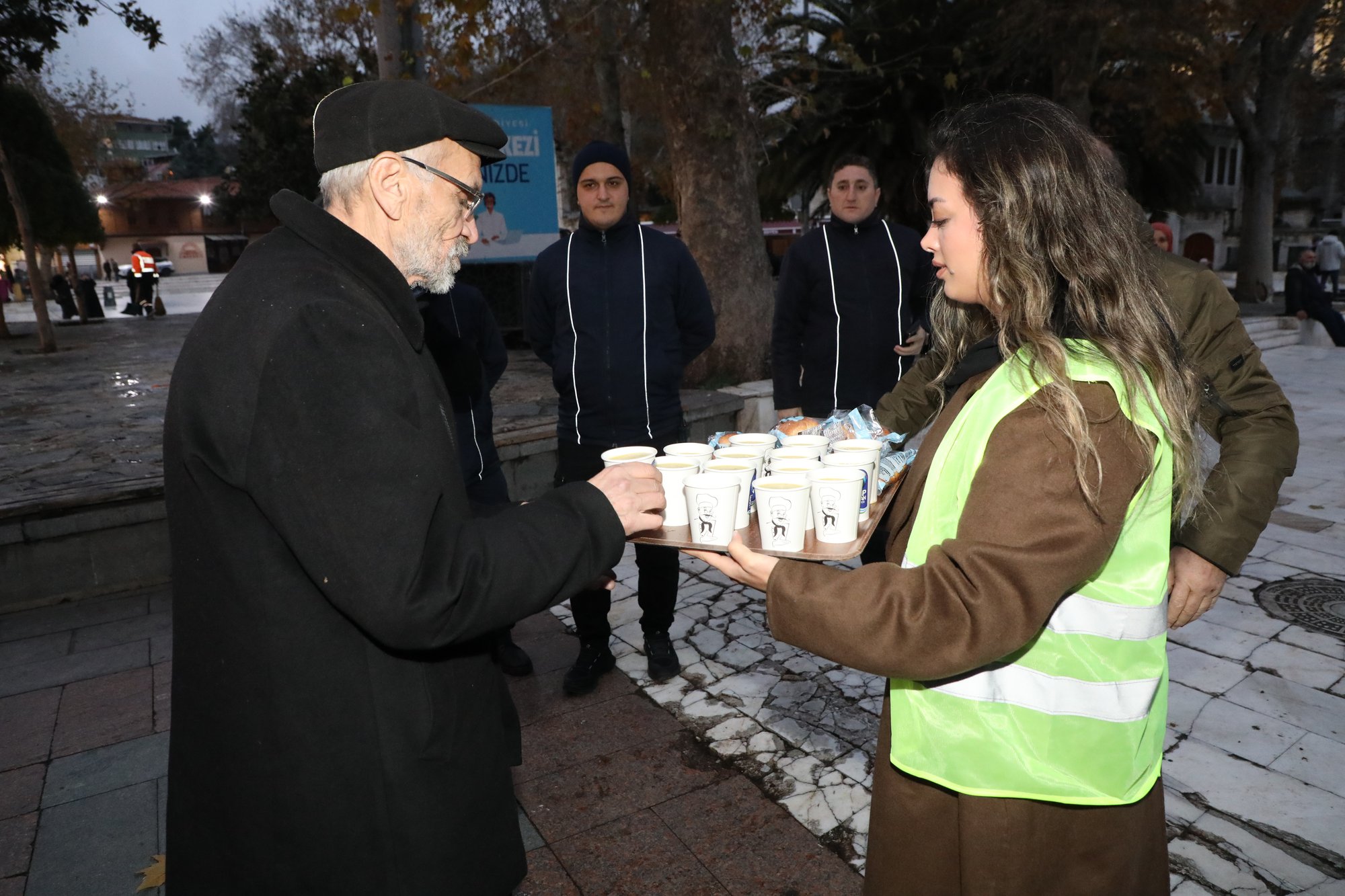 Gönüllüler Günü'nde gönülleri ısıtan ikram