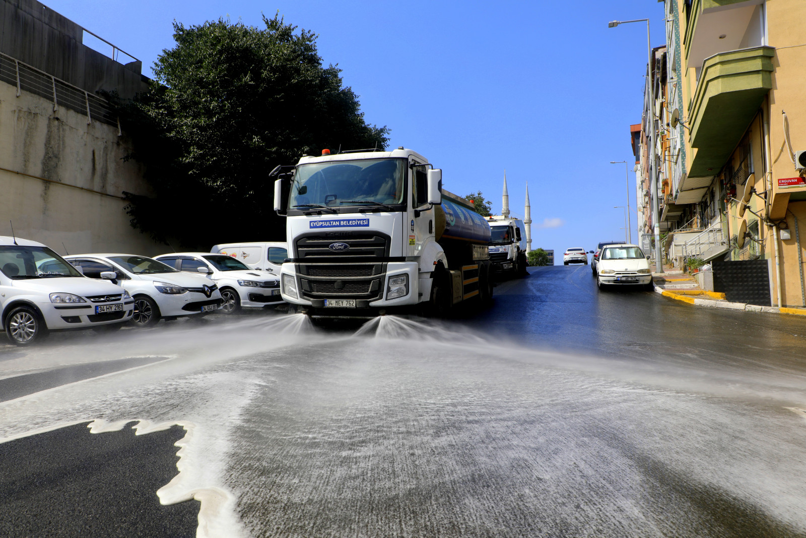 Yeşilpınar'da kapsamlı temizlik seferberliği Yeşilpınar'da kapsamlı temizlik seferberliği