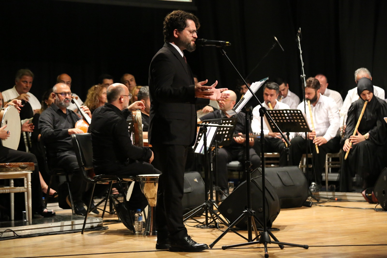 Eyüpsultan Belediyesi'nden sezon kapanışına özel konser Eyüpsultan Belediyesi'nden sezon kapanışına özel konser