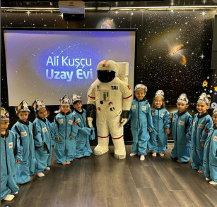 Eyüpsultanlı çocuklar yaz tatilinde bilim ve eğlenceyle buluşuyor Eyüpsultanlı çocuklar yaz tatilinde bilim ve eğlenceyle buluşuyor