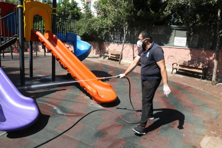 Haşerelerle Mücadele Aralıksız Sürüyor