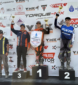 Eyüpsultan'ın altın çocuğu başarıya doymuyor