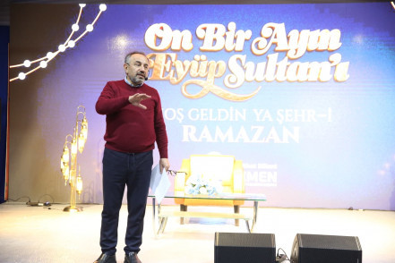 Prof. Dr. Tufan Gündüz'le tarihin edebiyatı üzerine keyifli söyleşi