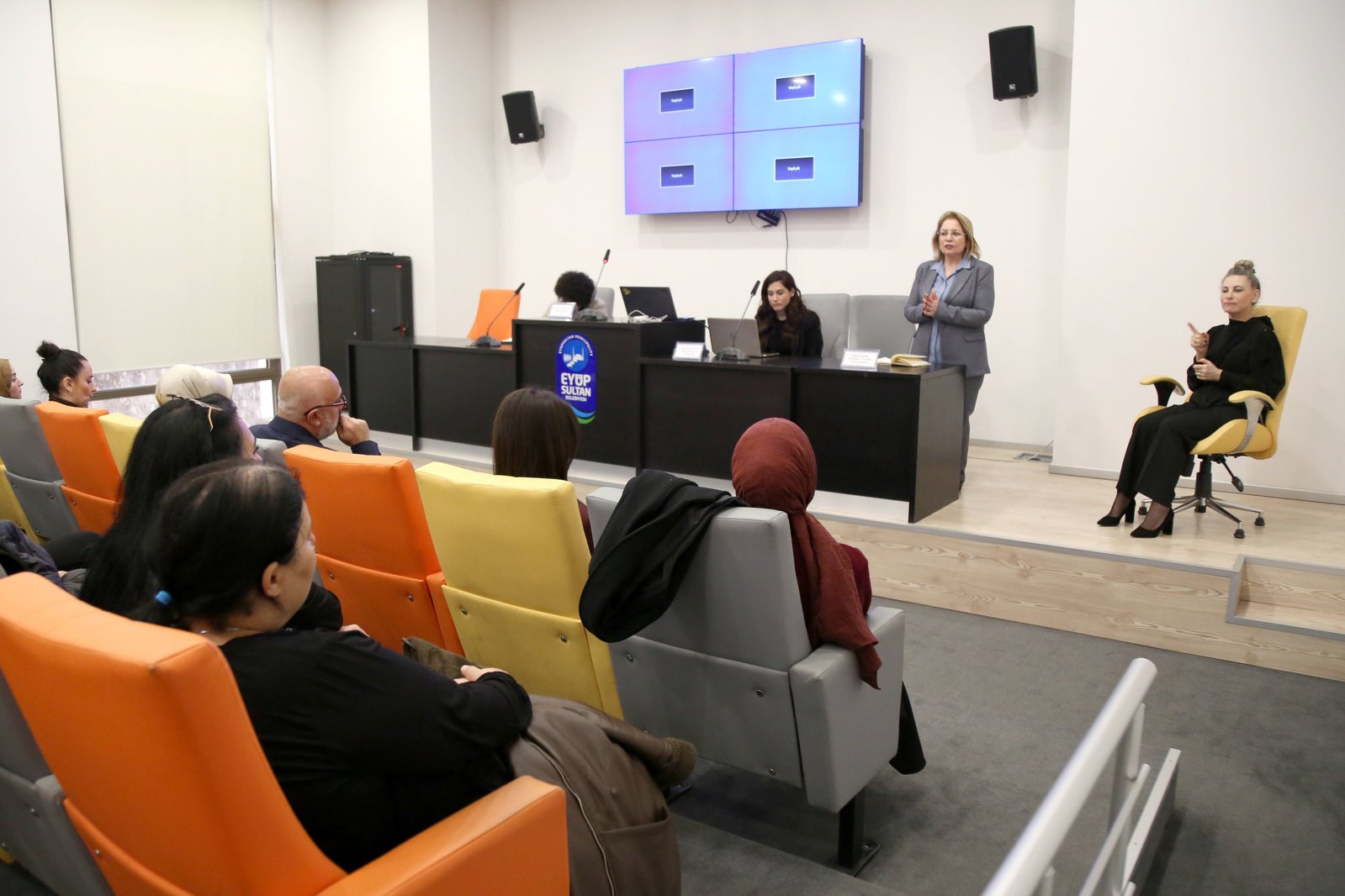 Dünya İşitme Günü farkındalık paneli düzenlendi Dünya İşitme Günü farkındalık paneli düzenlendi