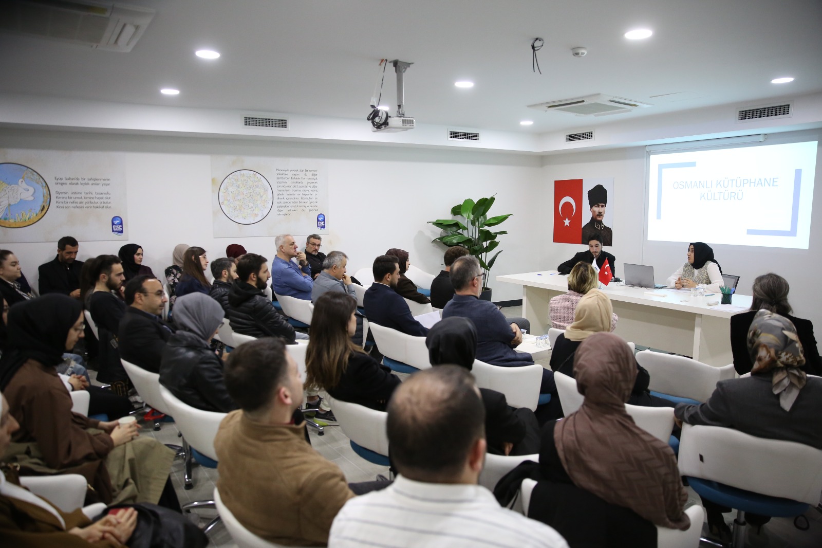 Eyüpsultan Belediyesi'nden Kütüphane Haftası'na özel söyleşi