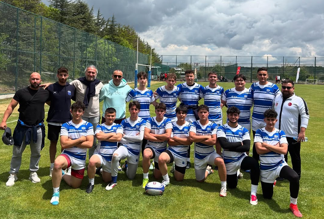 Eyüpsultan'ın “Rugby ile Hayata Bağlan” Projesi Türkiye'ye örnek oldu Eyüpsultan'ın “Rugby ile Hayata Bağlan” Projesi Türkiye'ye örnek oldu