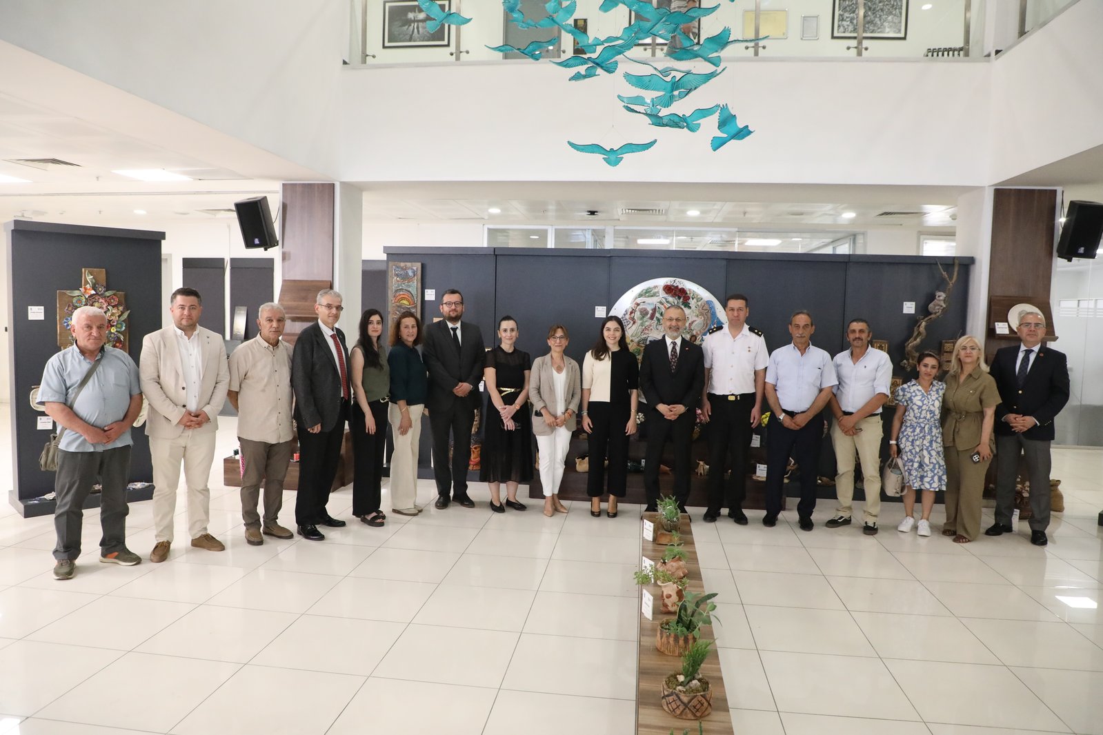 “Bağımsızlık Köyü Umudun Eserleri” sergisi açıldı