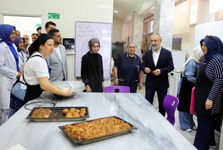 Başkan Özmen'den ESMEK ziyareti