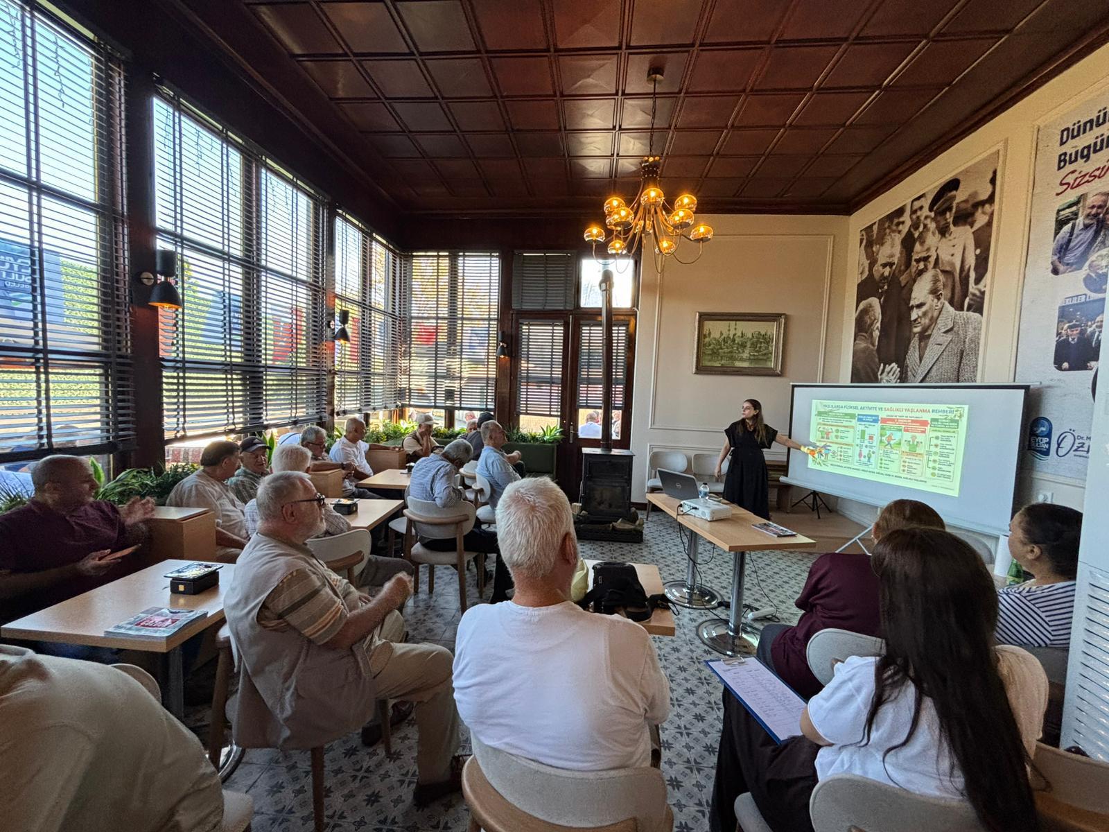 Emekliler Lokali Musiki Kafe'de Sağlıklı Yaş Alma semineri