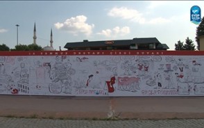 Çizgi Duvarı'yla 15 Temmuz ruhu yeniden yaşandı Çizgi Duvarı'yla 15 Temmuz ruhu yeniden yaşandı