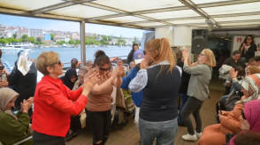 Eyüpsultanlı annelerimizle Anneler Günü'nü Boğaz'ın büyüleyici manzarası eşliğinde kutladık.